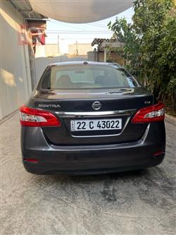 نیسان سێنترا